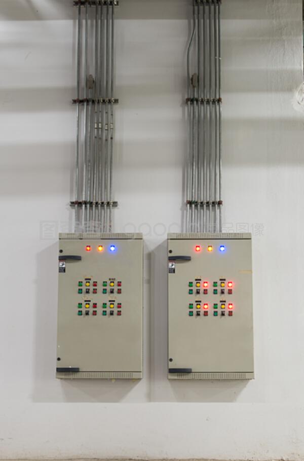 電控柜在建筑物電力系統(tǒng)安裝中的關鍵作用與實施要點